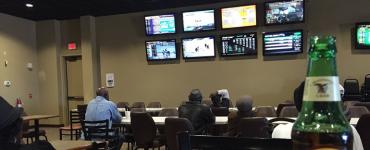 Card room and simulcast pari-mutuel wagering, Gretna